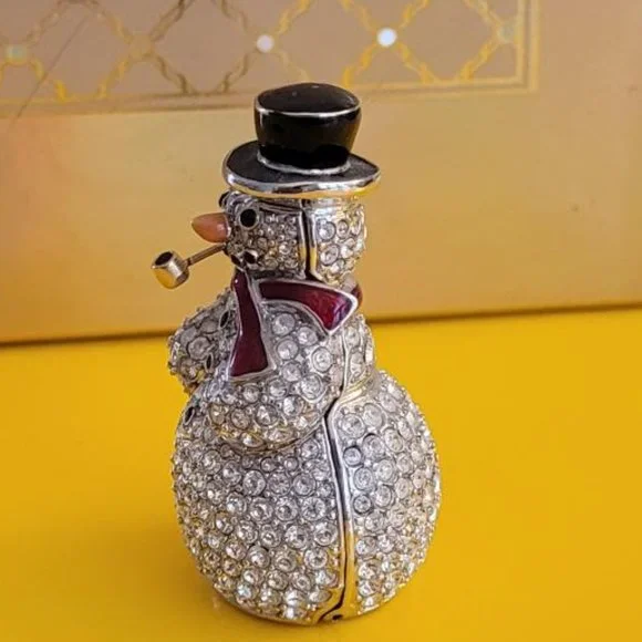 Estee Lauder Limited Edition Collector Item - Snowman Solid Perfume Compact - Picture 5 of 11